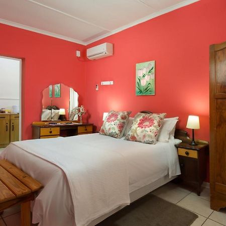 La La Dathel Guesthouse โคลส์เบิร์ก ภายนอก รูปภาพ