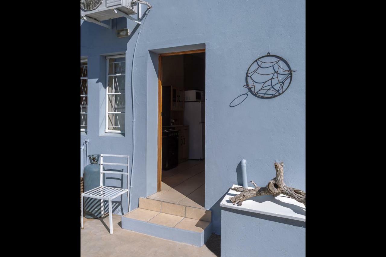 La La Dathel Guesthouse โคลส์เบิร์ก ภายนอก รูปภาพ